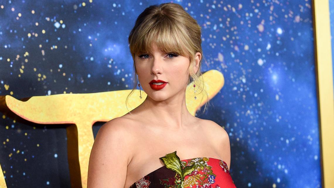 Taylor Swifts Mom Andrea Diagnosed With Brain Tumor During Chemo