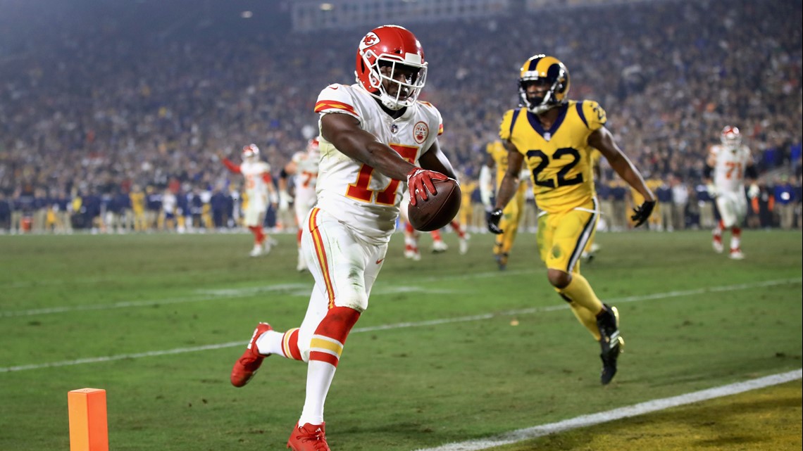 The Rush: Chiefs, Rams win epic thrillers, advance to Championship Weekend