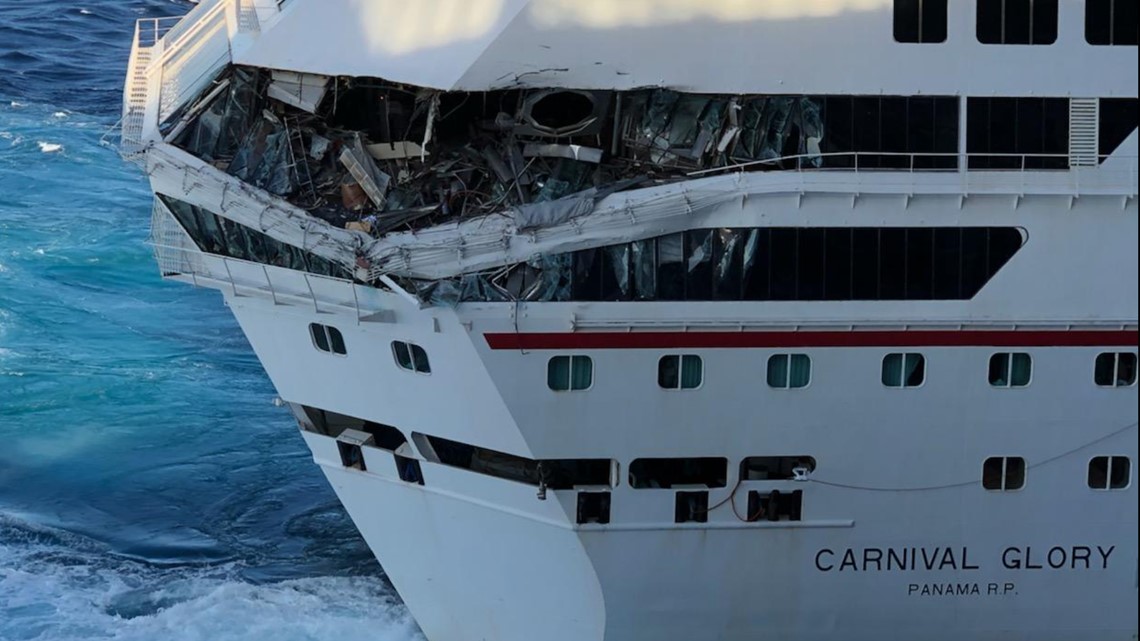 Tampabased Carnival cruise ship crashes into another in Cozumel