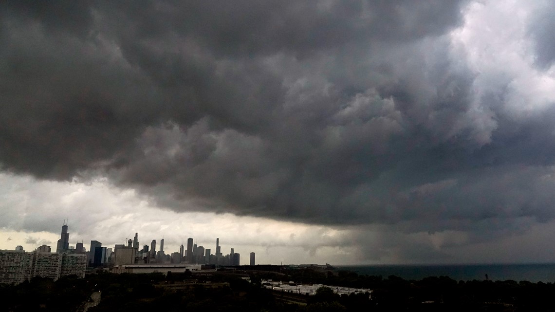 Tornado touches down near Chicago O'Hare airport - Vimarsana News