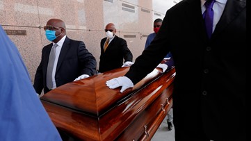 US coronavirus death toll approaches milestone of 500,000