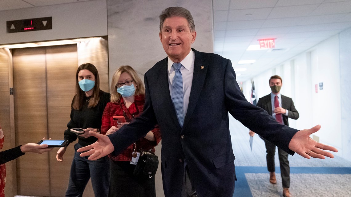 Manchin endorses Murkowski's Senate campaign - Vimarsana News