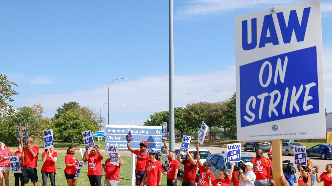 Will more auto workers go on strike Friday? - Vimarsana News