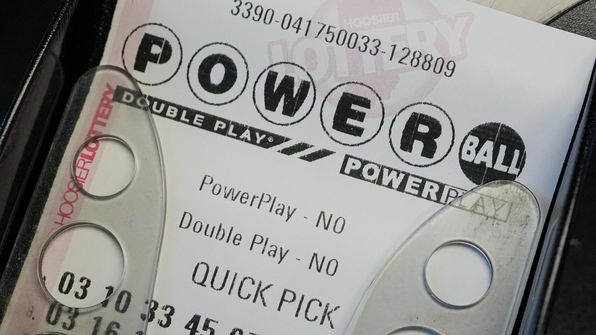 In the past few drawings, $1 million-winning tickets have been sold in Florida. A new report from LendingTree reveals how much residents spend on lottery tickets.