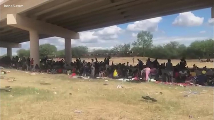 Officials close port of entry bridge as more asylum-seeking migrants arrive in Del Rio
