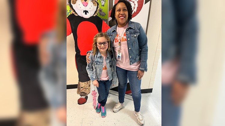 Arkansas second grader dresses as her teacher for superhero day