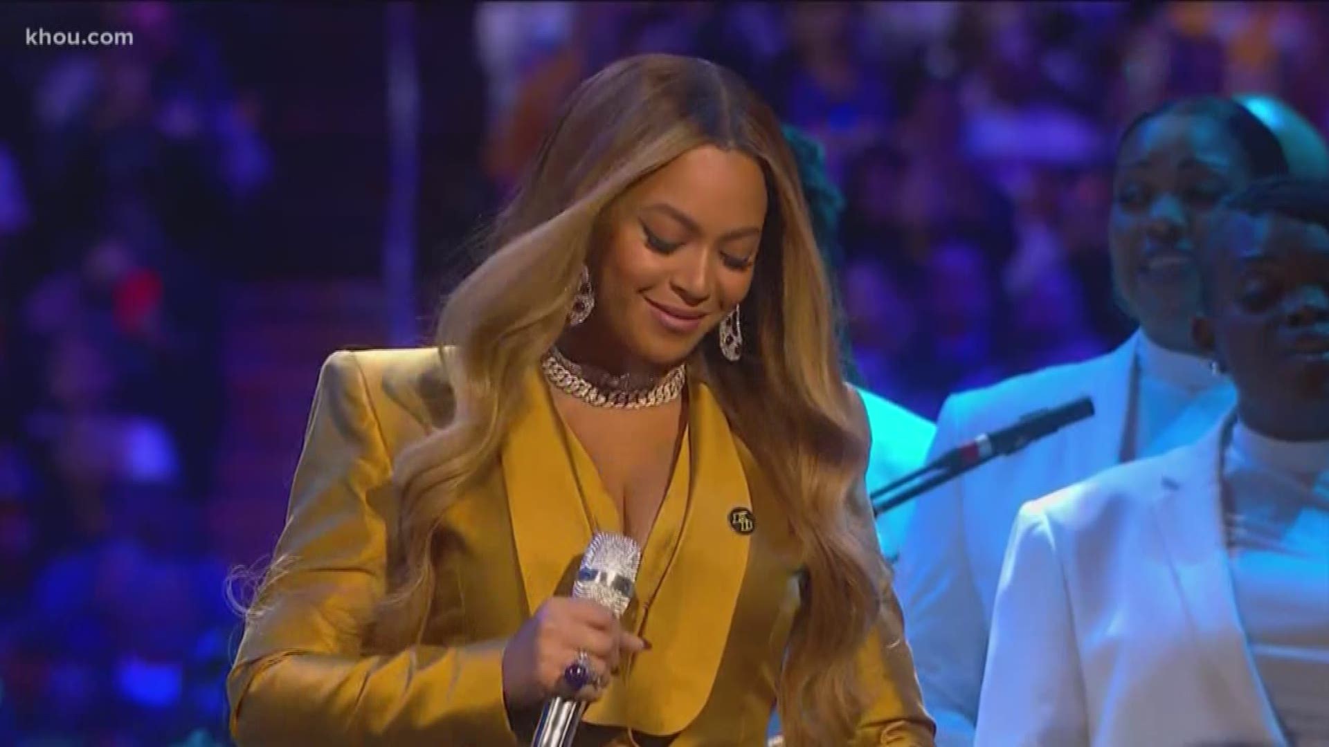 Houston's own Beyonce opened up the celebration of life for Kobe Bryant on Monday.