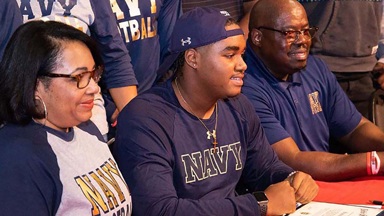 Woman dropping son off at Naval Academy killed in drive-by shooting