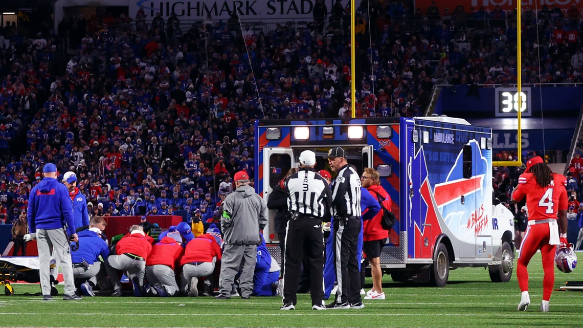 Buffalo Bills Damien Harris injury RB has arm and leg movement