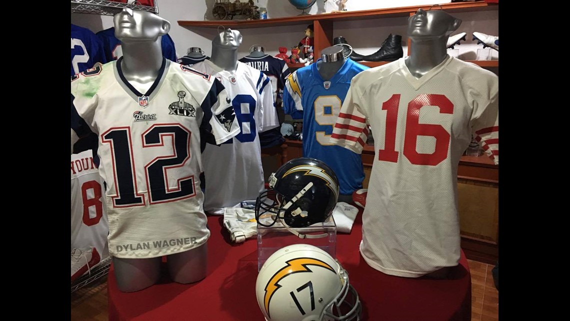 Patriots fan from Seattle helped feds find Brady's stolen jerseys