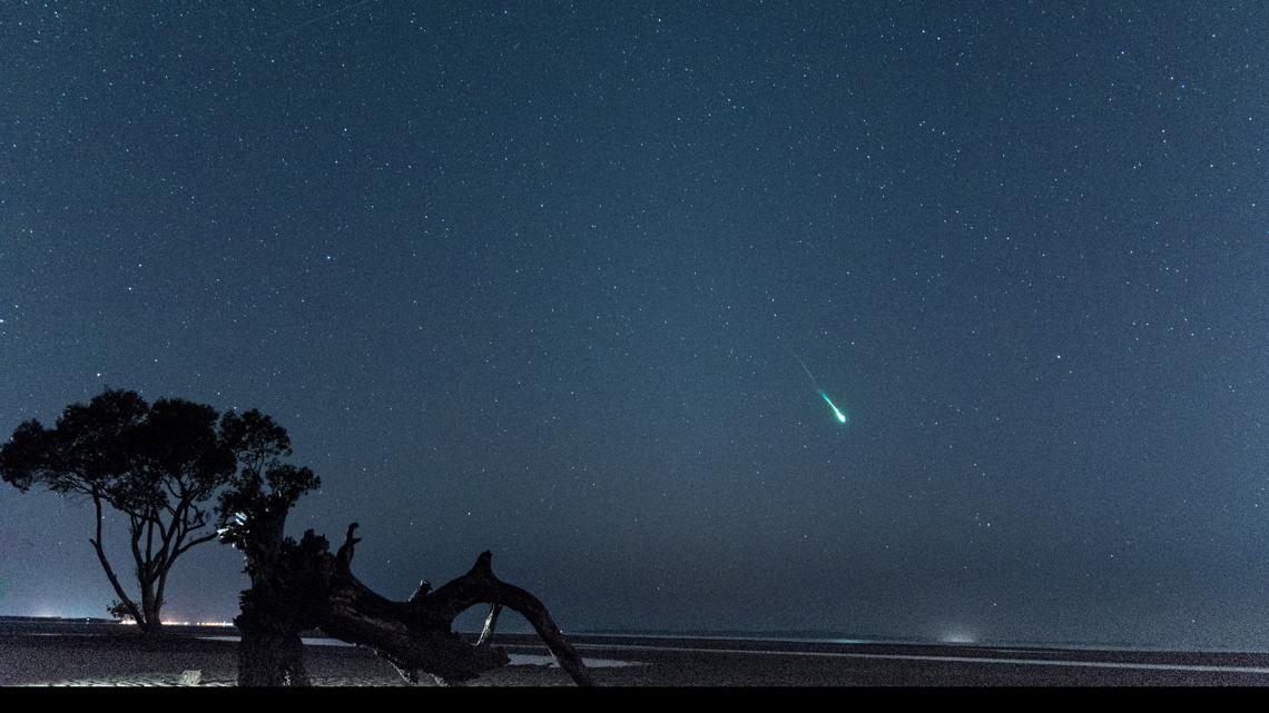 Eta Aquarid peaks this week, but the moon may obscure the meteor shower. Here are tips for skywatching.
