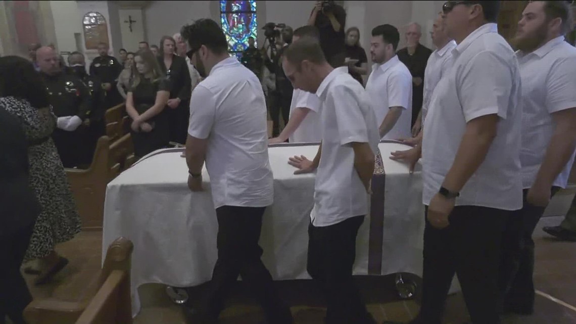 Arizona constable honored at funeral service - Vimarsana News