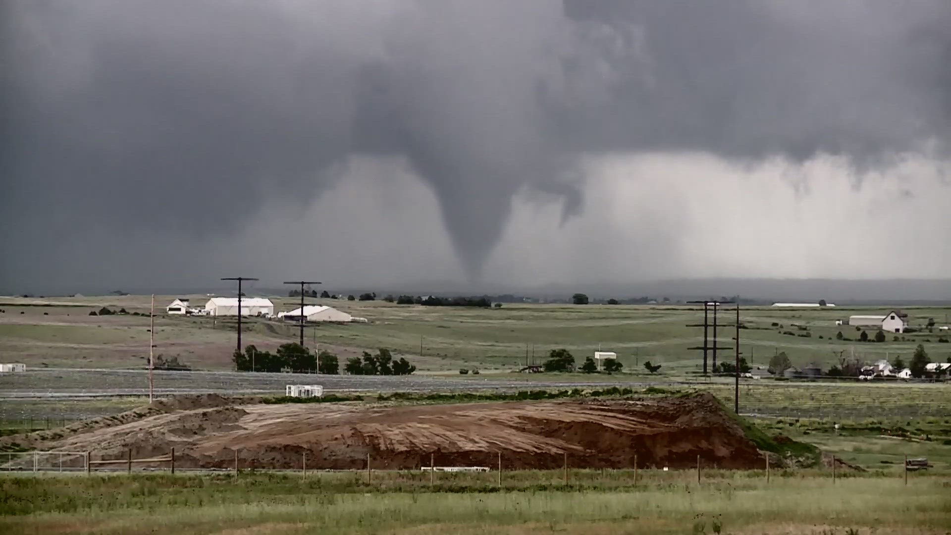 Here's why the U.S. gets so many tornadoes