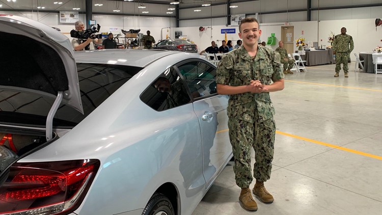 After using only his bike, Texas Navy sailor is gifted a free refurbished car