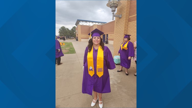 61-year-old woman earns high school diploma 43 years later