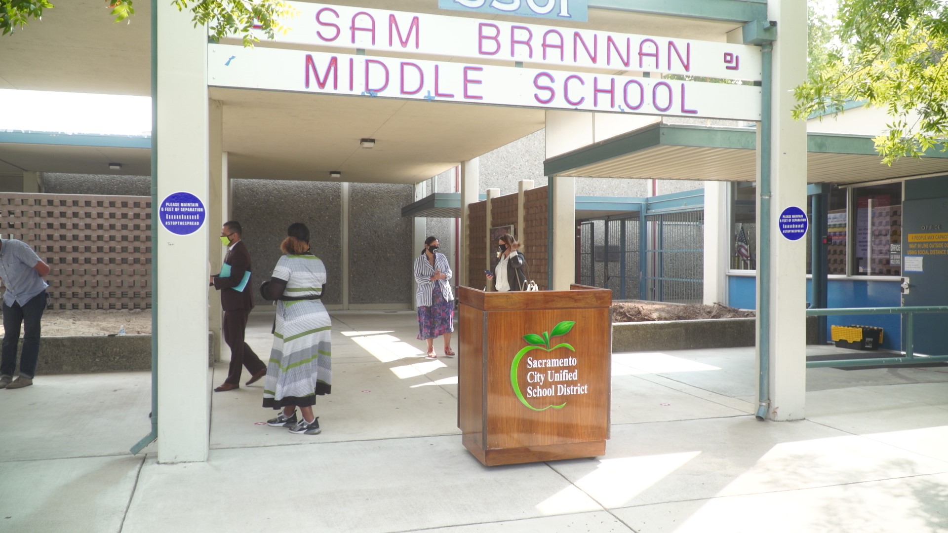 Sacramento schools starts hubs for distanced learning