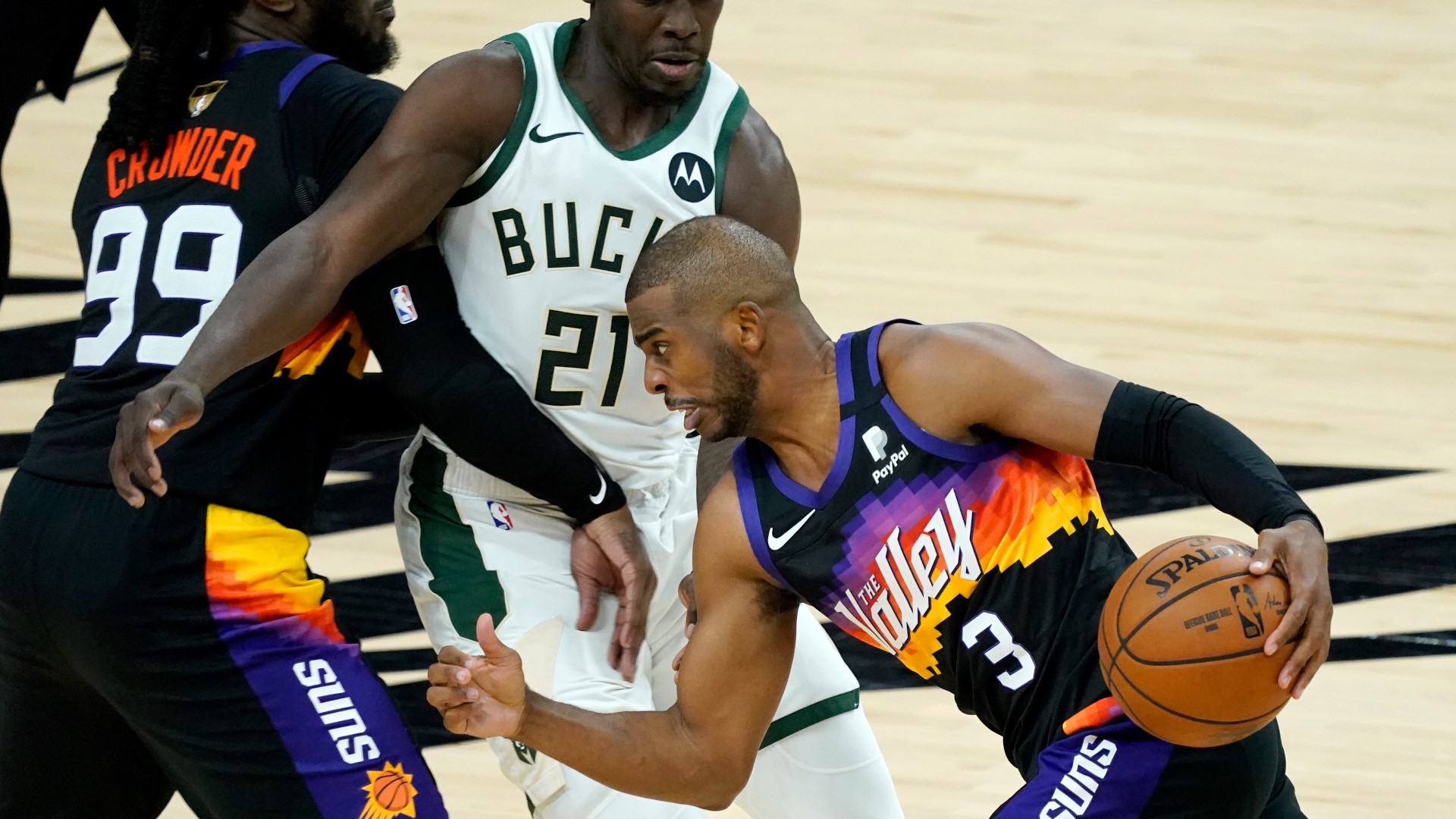 The Suns continue to show they belong as Phoenix took down the Bucks in Game 1, led by Chris Paul's 32 points and Devin Booker's 27.