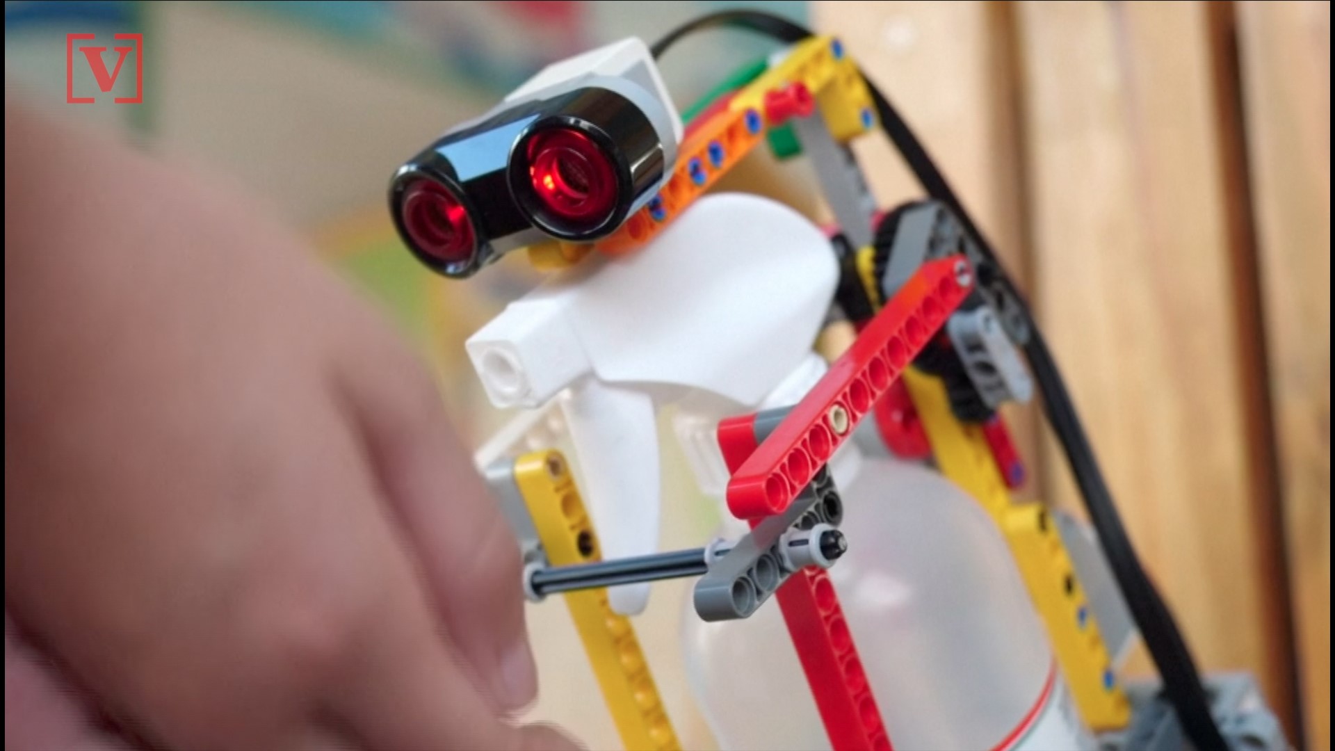 Amid coronavirus fears, students in Taiwan got creative when it comes to cleanliness with their Lego robot. Veuer's Justin Kircher has the story.