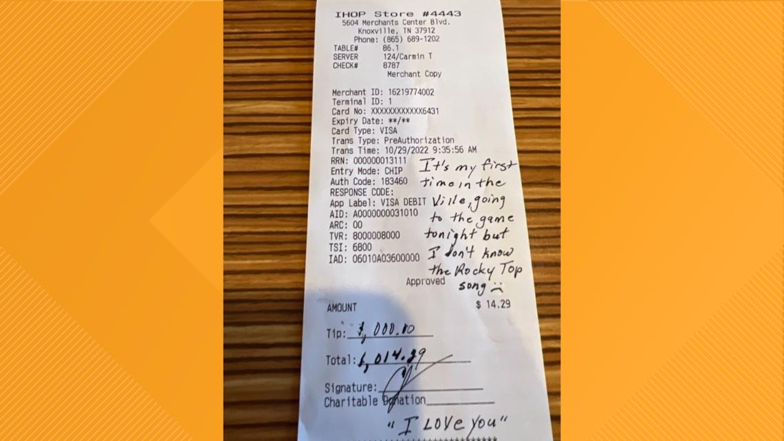 Former NFL Player Leaves 1 000 Tip At Knoxville IHOP Ahead Of former-nfl-player-leaves-1-000-tip-at-knoxville-ihop-ahead-of