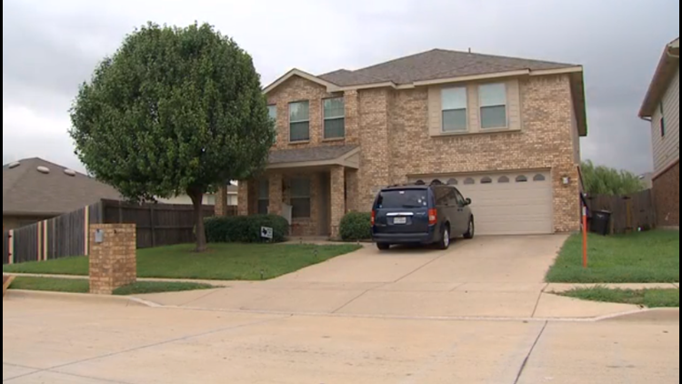 Fort Worth police investigating after baby found dead in closet