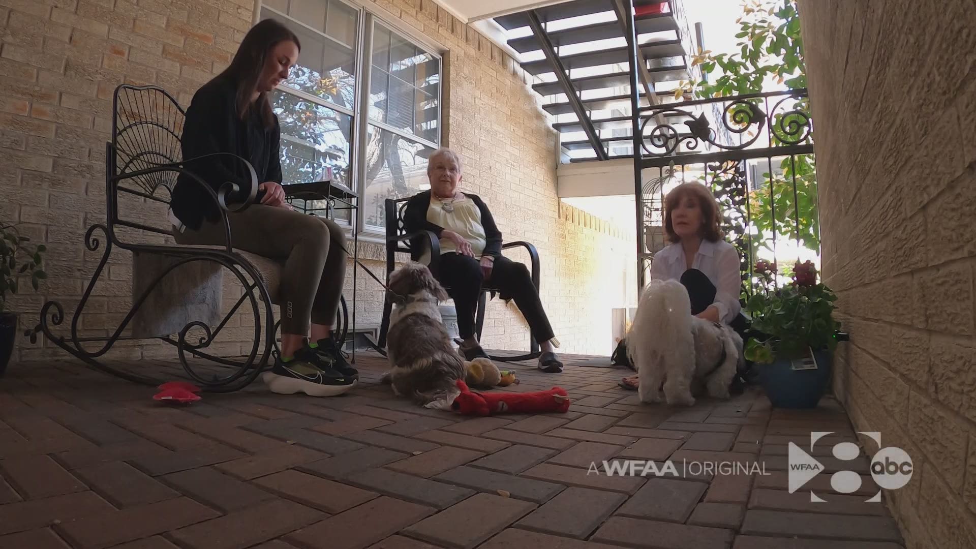 "All these nice people being so sweet to me. It makes me tear up," Linda Summers said. "They just melt my heart. Or melt my butter as my daughter always said."