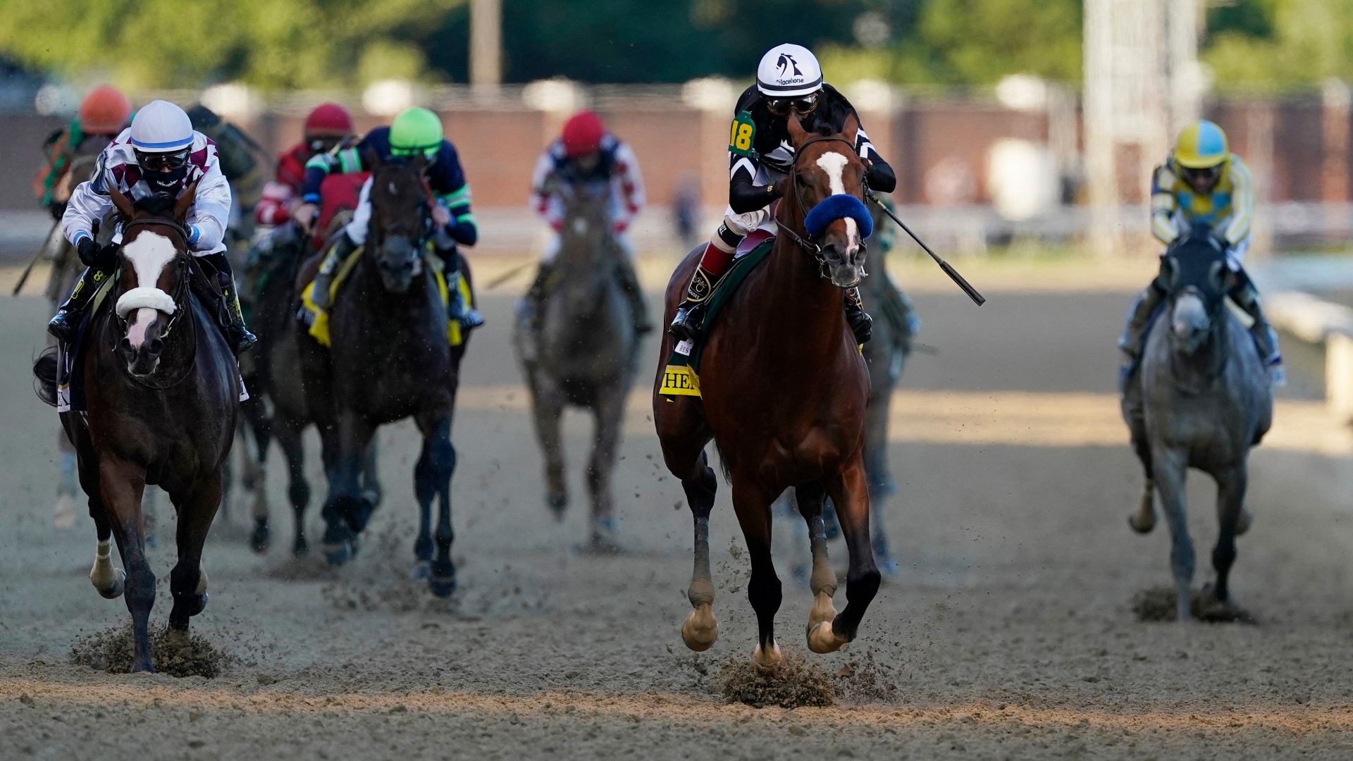 Kentucky Derby Protests, counterprotesters in Louisville