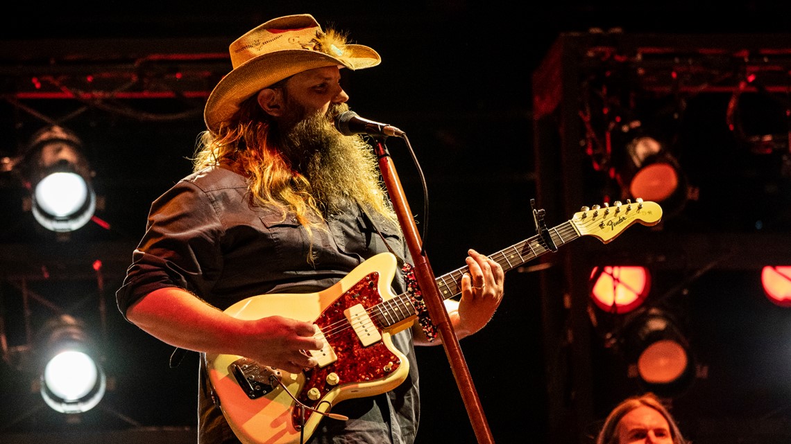 Chris Stapleton Confirms 2024 “All-American Road Show” - Live Nation  Entertainment