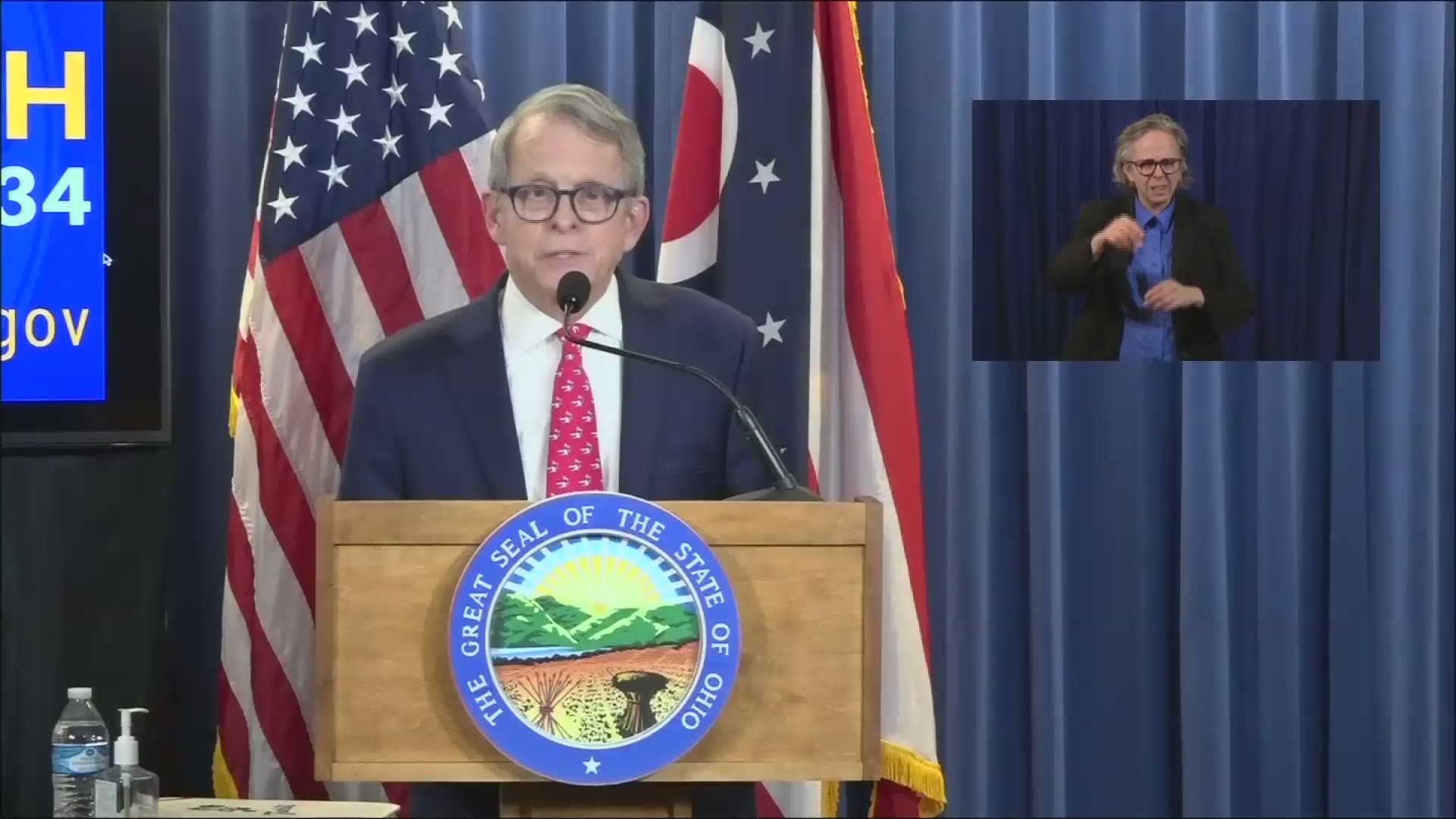 Ohio Governor Mike DeWine said on Tuesday that wearing facial coverings will be recommended, not mandated as previously planned as the state's economy reopens.