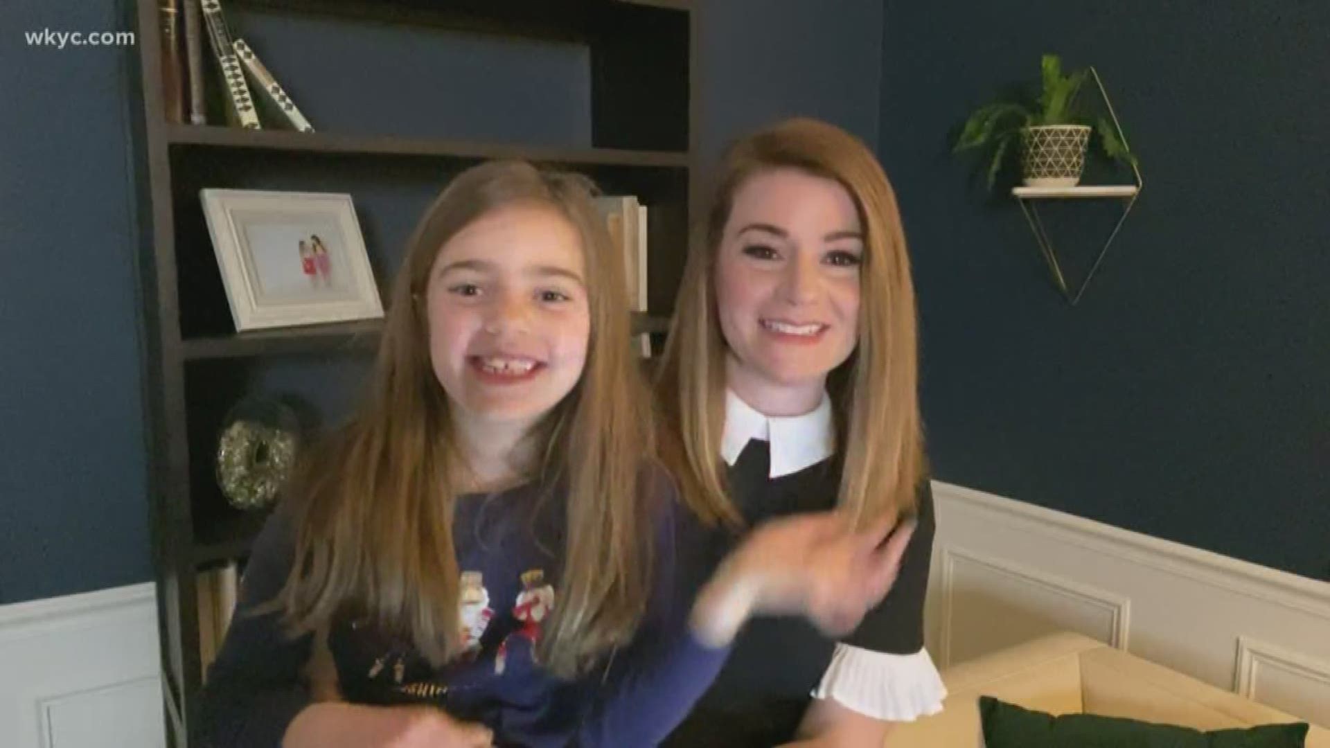 3News anchor Maureen Kyle shared a family moment on air today as her daughter made a surprise appearance.