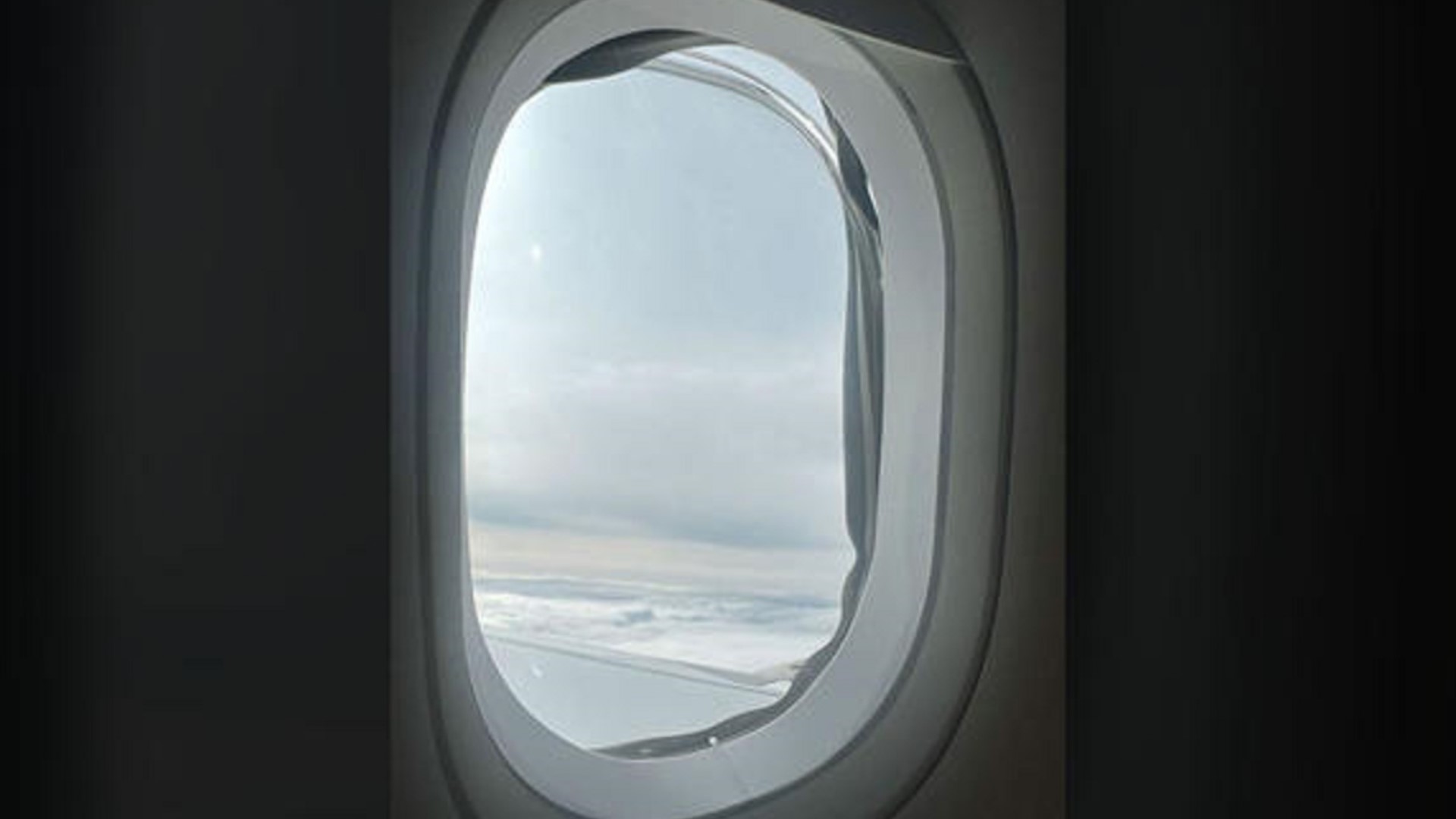 Passenger saw plane was missing window while in the air | wtsp.com