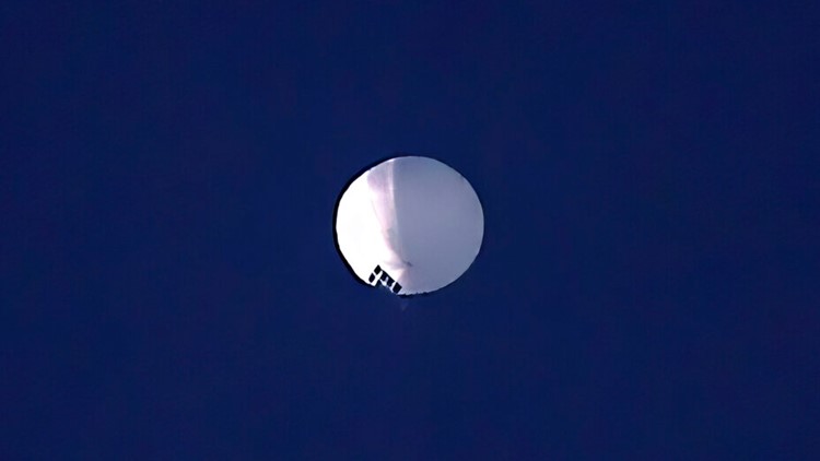 China issues statement on suspected spy balloon flying over US