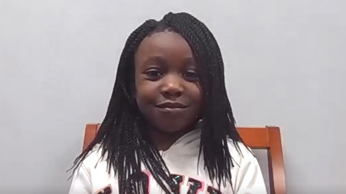 Indiana town honors 'hero' 9-year-old for 911 call - Vimarsana News