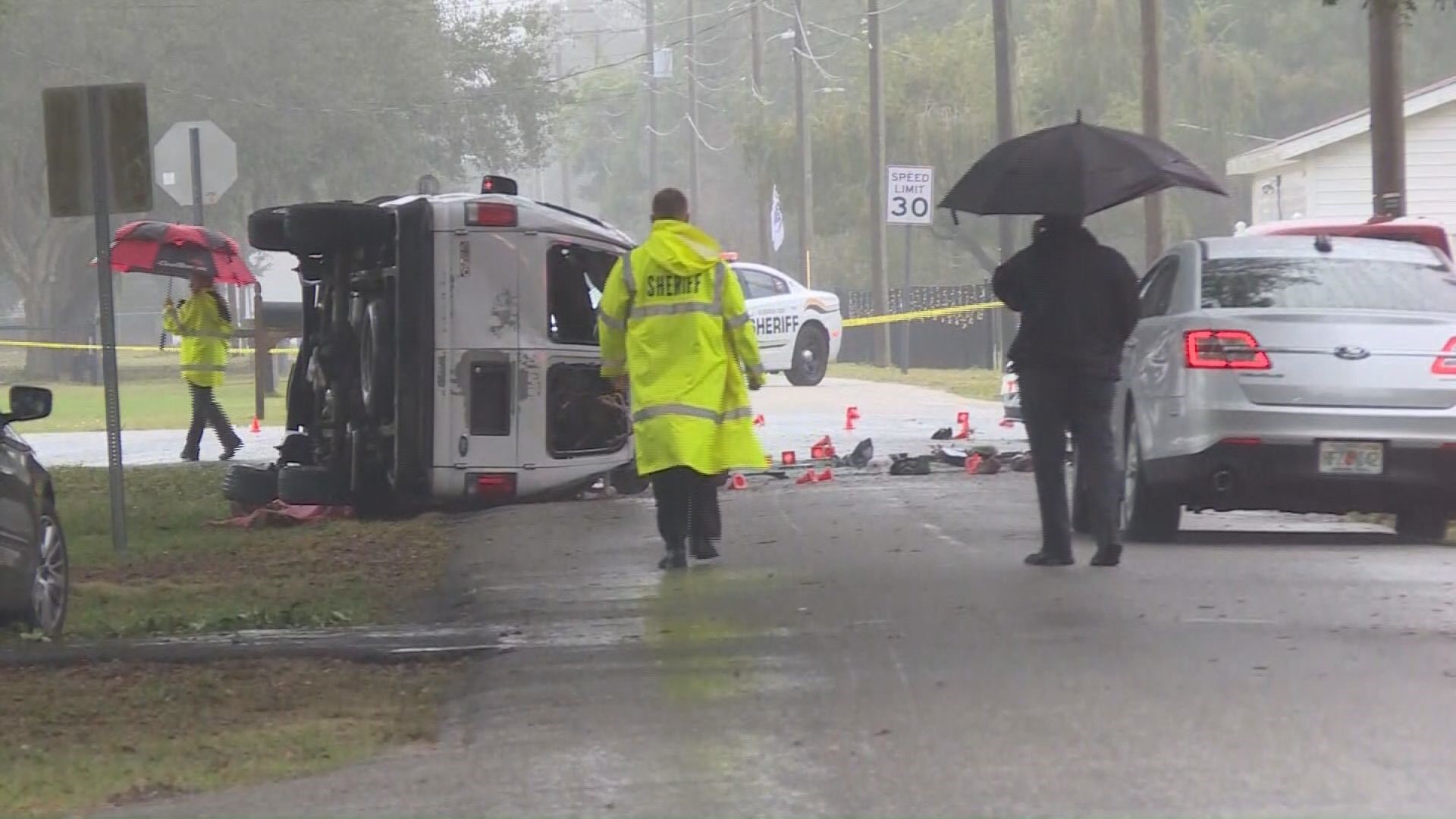 2 killed, 2 injured in Hillsborough County crash