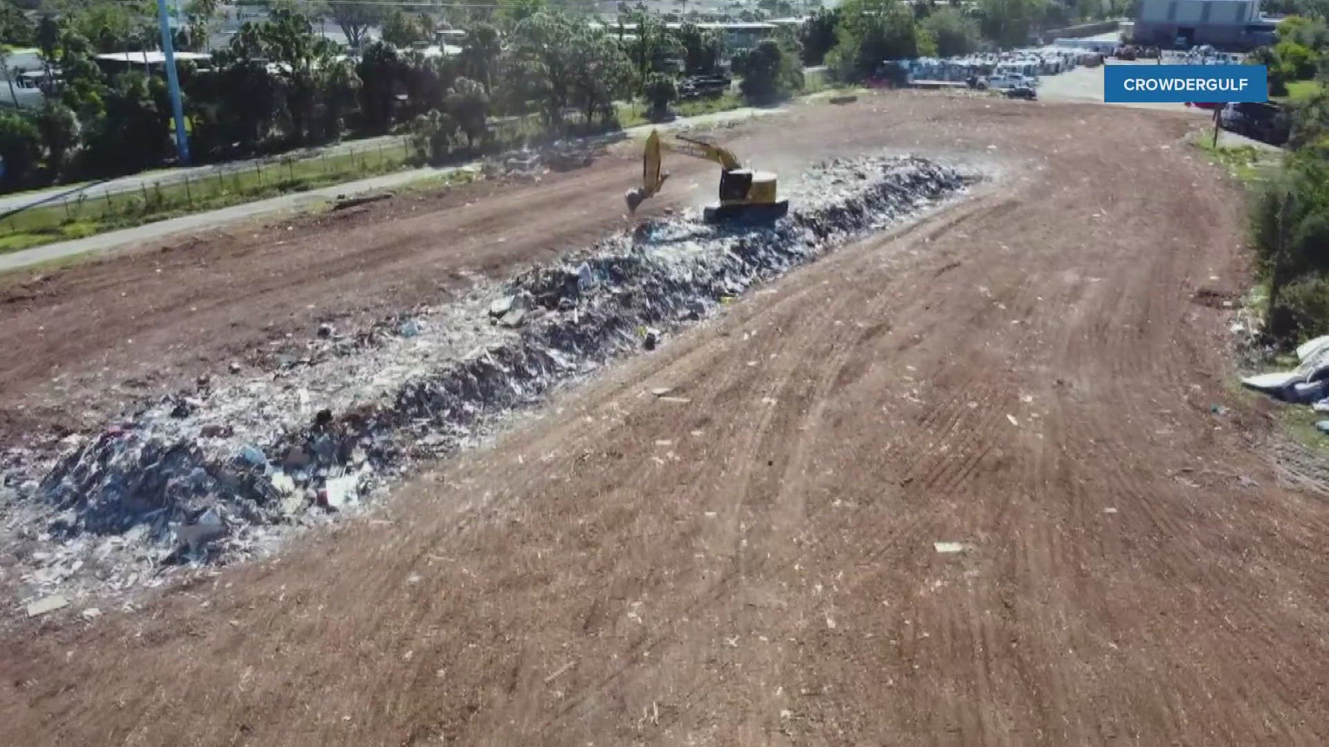 10 Tampa Bay followed along with CrowderGulf debris haulers, watching and timing the process from the curb to the debris field.