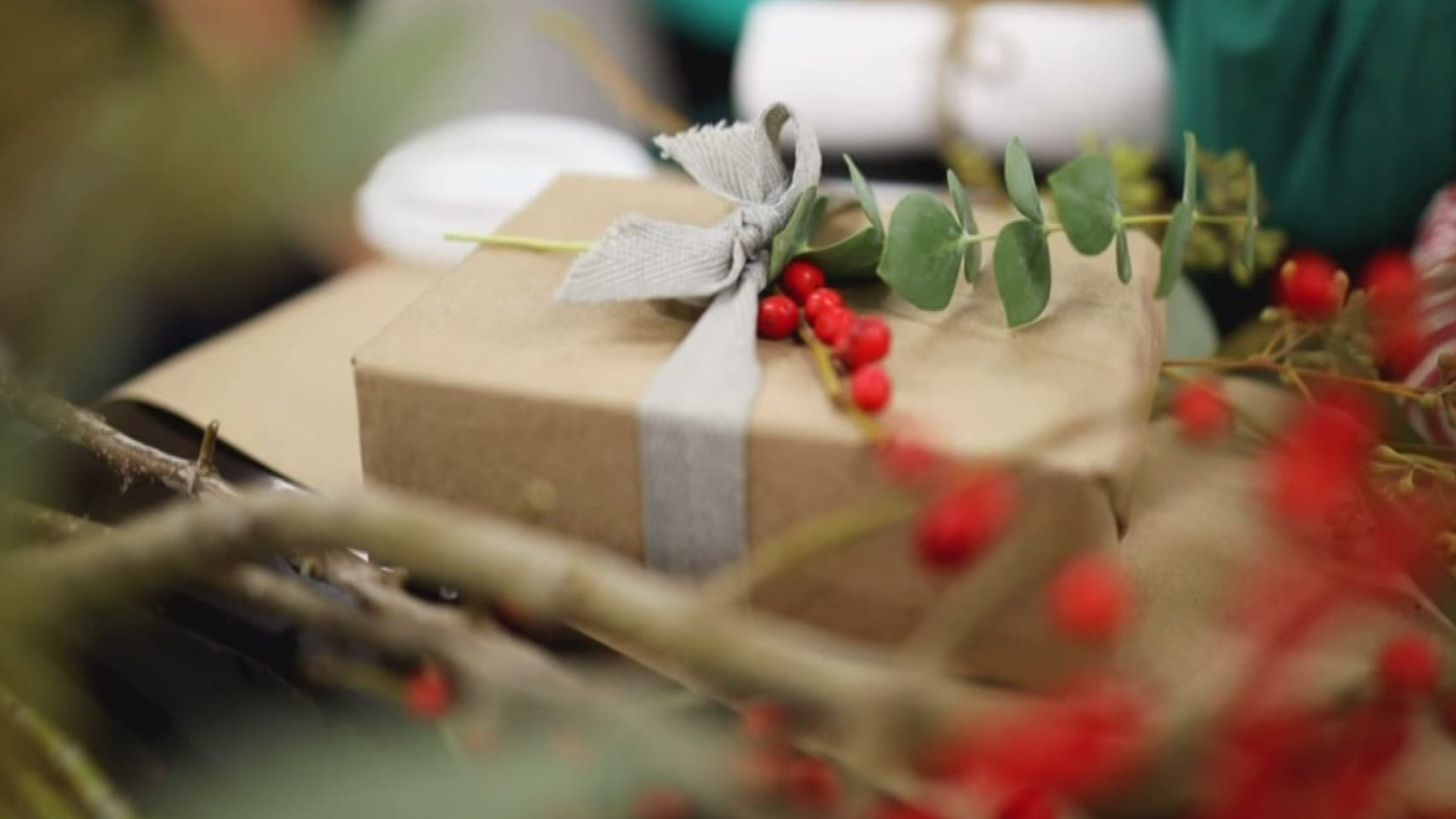 Here are some ways to wrap all your Christmas gifts without producing waste.