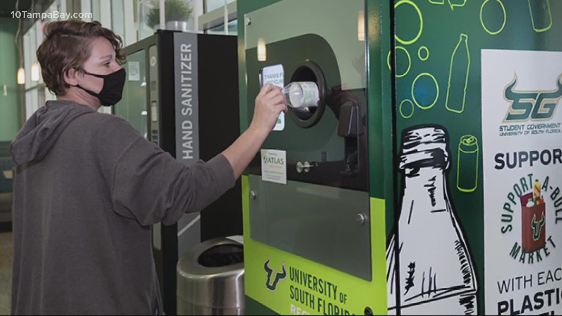 The university teamed up with Coca-Cola to install the machines.