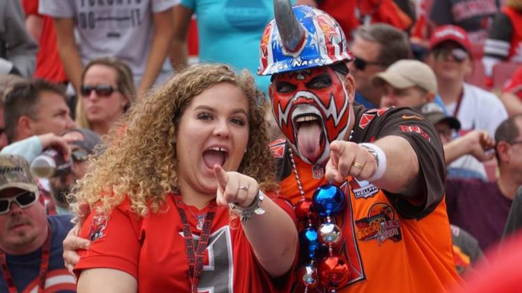 Media, , Buccaneers Fans, Photographs, Tampa Bay  Buccaneers – Fanatical Fans