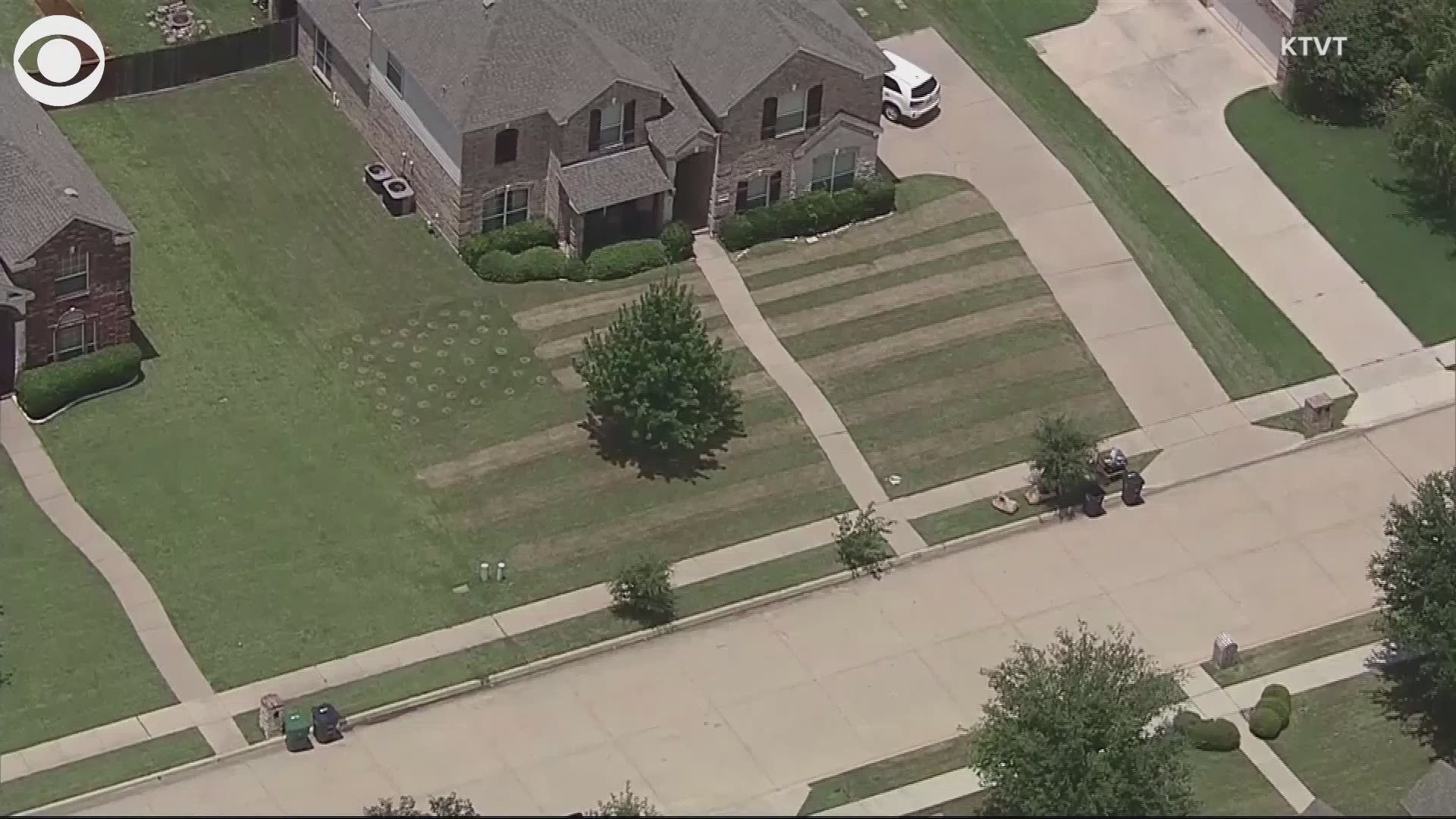 A teenager in Texas spent around 4 hours mowing an American flag into his front lawn to honor a fallen soldier.  Cameron James said he wanted to do something special for his childhood friend who died last month.