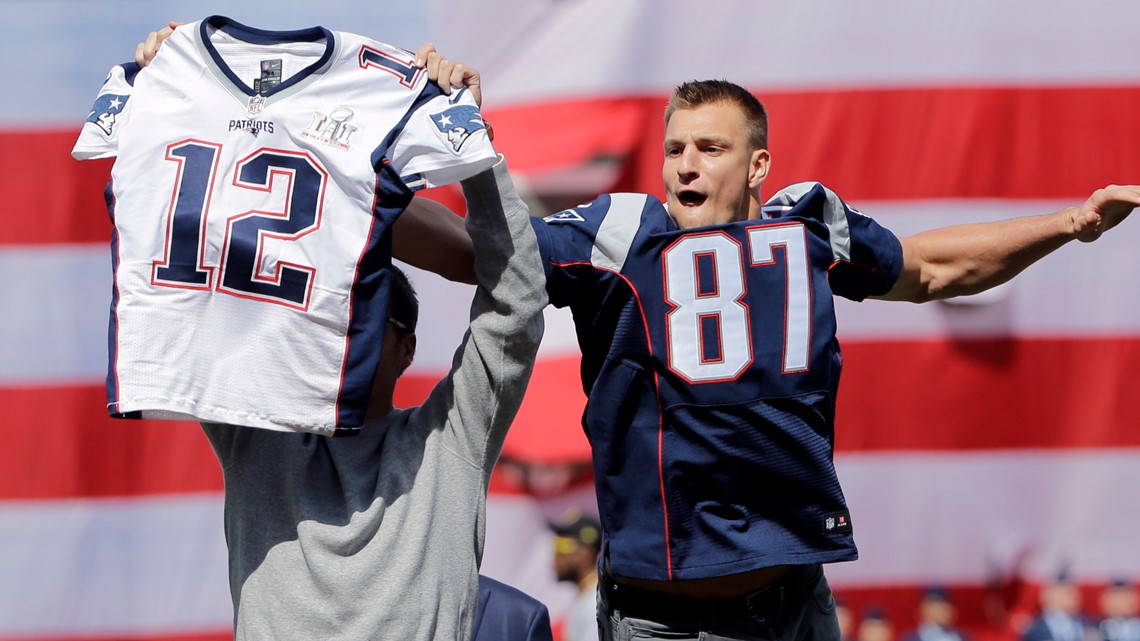 A look at Tom Brady and Rob Gronkowski's bromance