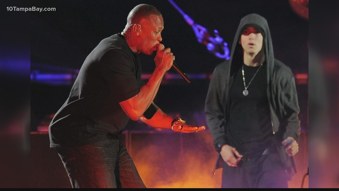 Los Angeles, United States. 14th Feb, 2022. Dr. Dre, Snoop Dogg, Eminem,  Mary J. Blige, and Kendrick Lamar perform at the Pepsi Super Bowl LVI Halftime  Show during Super Bowl LVI between