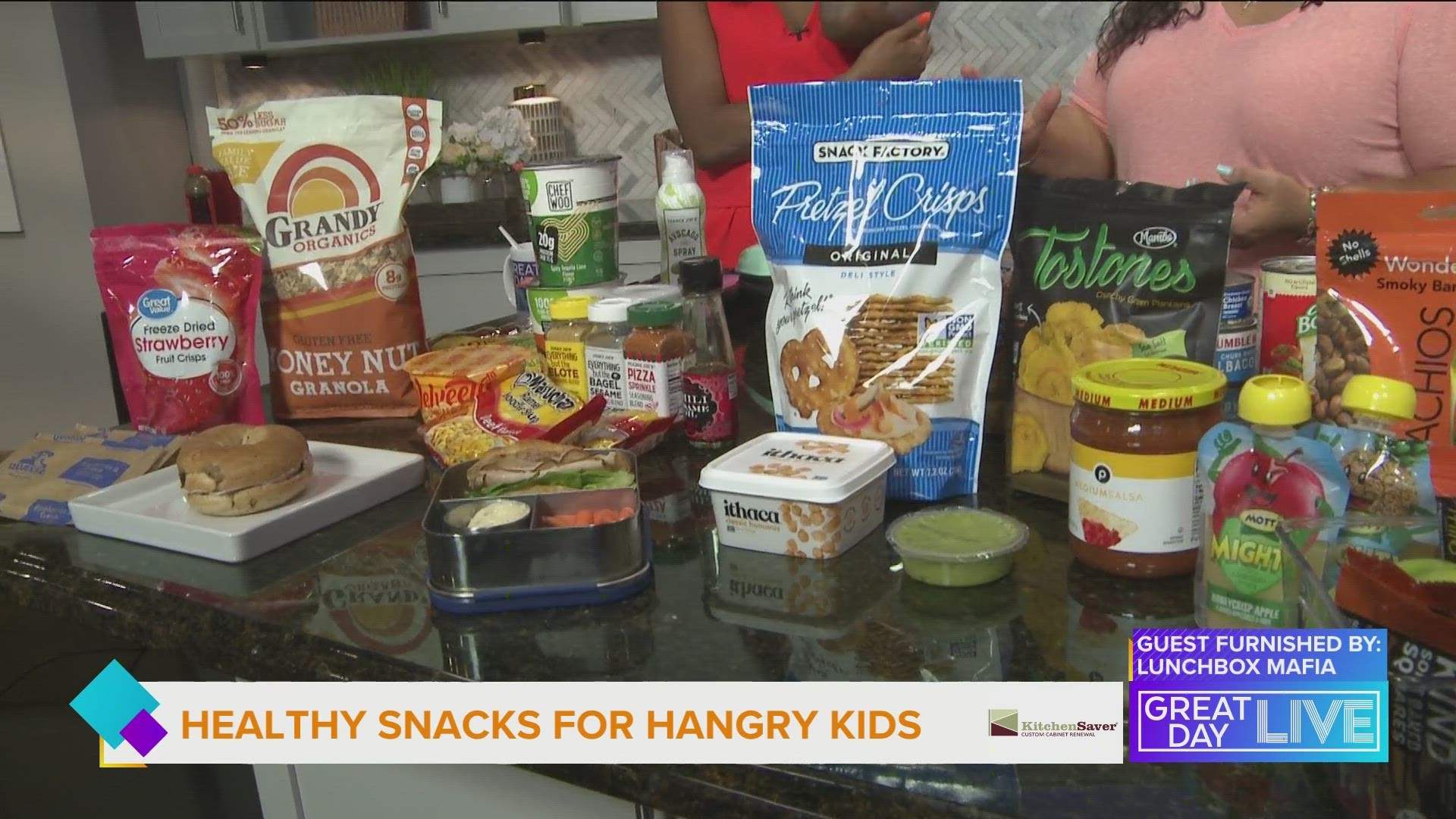 Jenny from the Lunchbox Mafia blog joined GDL to give ideas on healthy snacks to give kids after school.