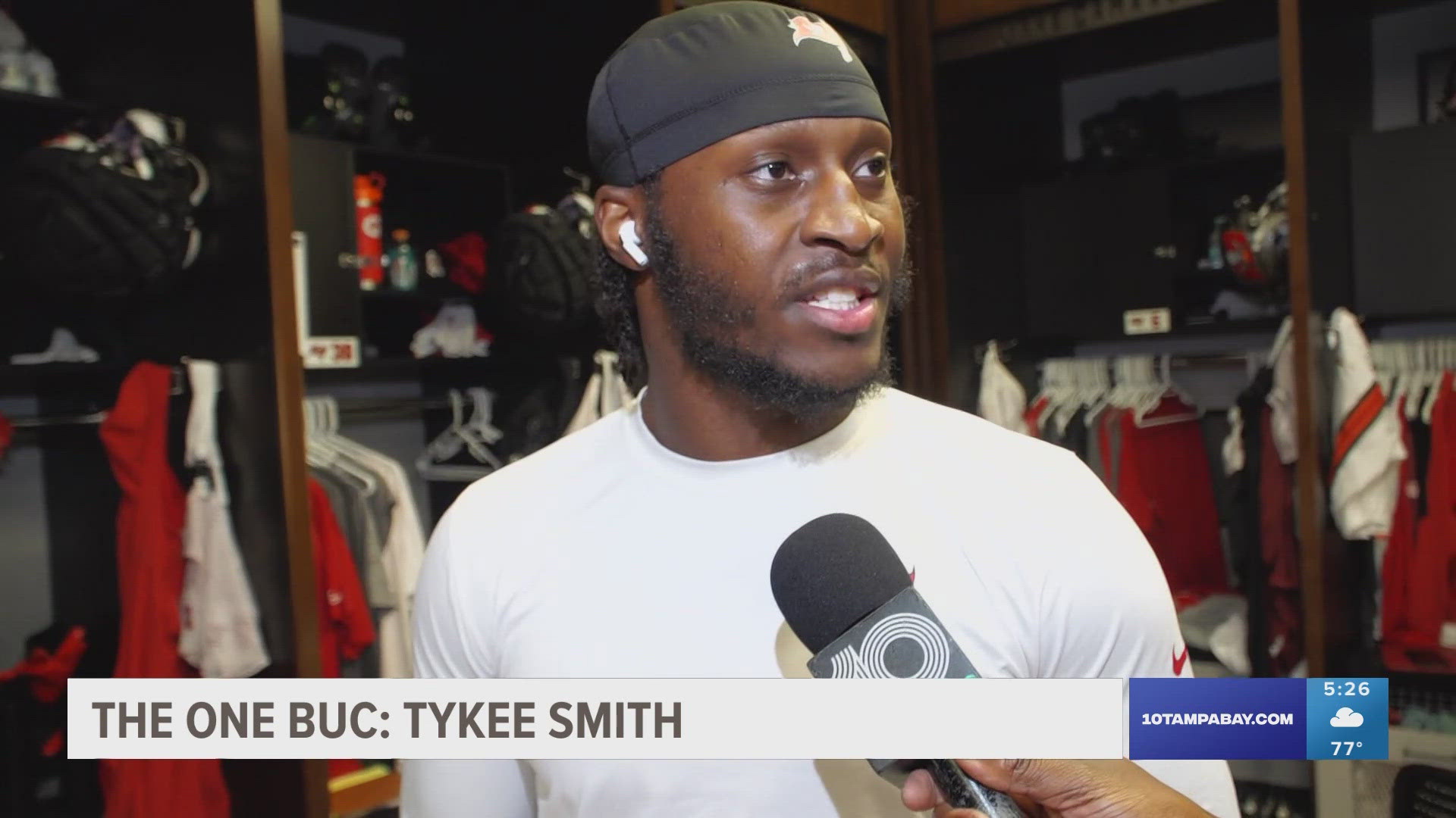 10 Tampa Bay's David Schiele spoke to Bucs' Tykee Smith as the team prepares to host the Ravens on Monday night.