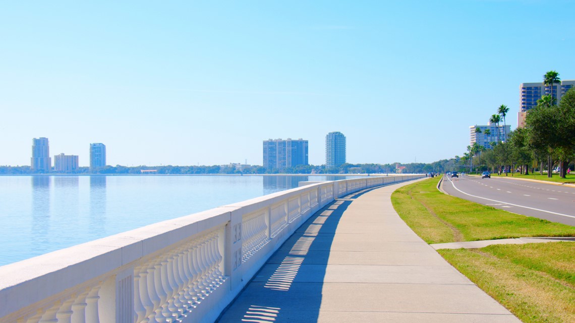 Tampa Set To Install Temporary Traffic Signals On Bayshore Wtsp Com