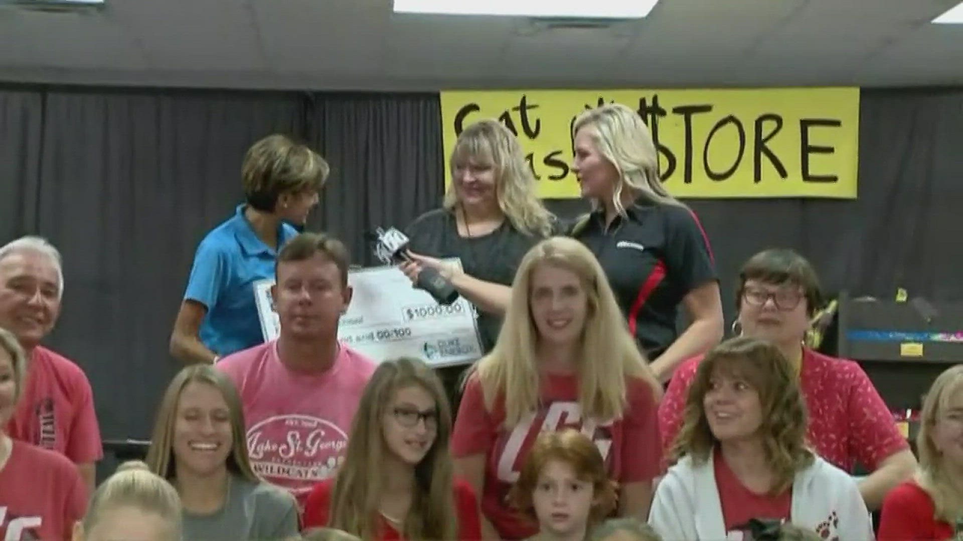 Lake St. Elementary named the 10News School of the Week powered