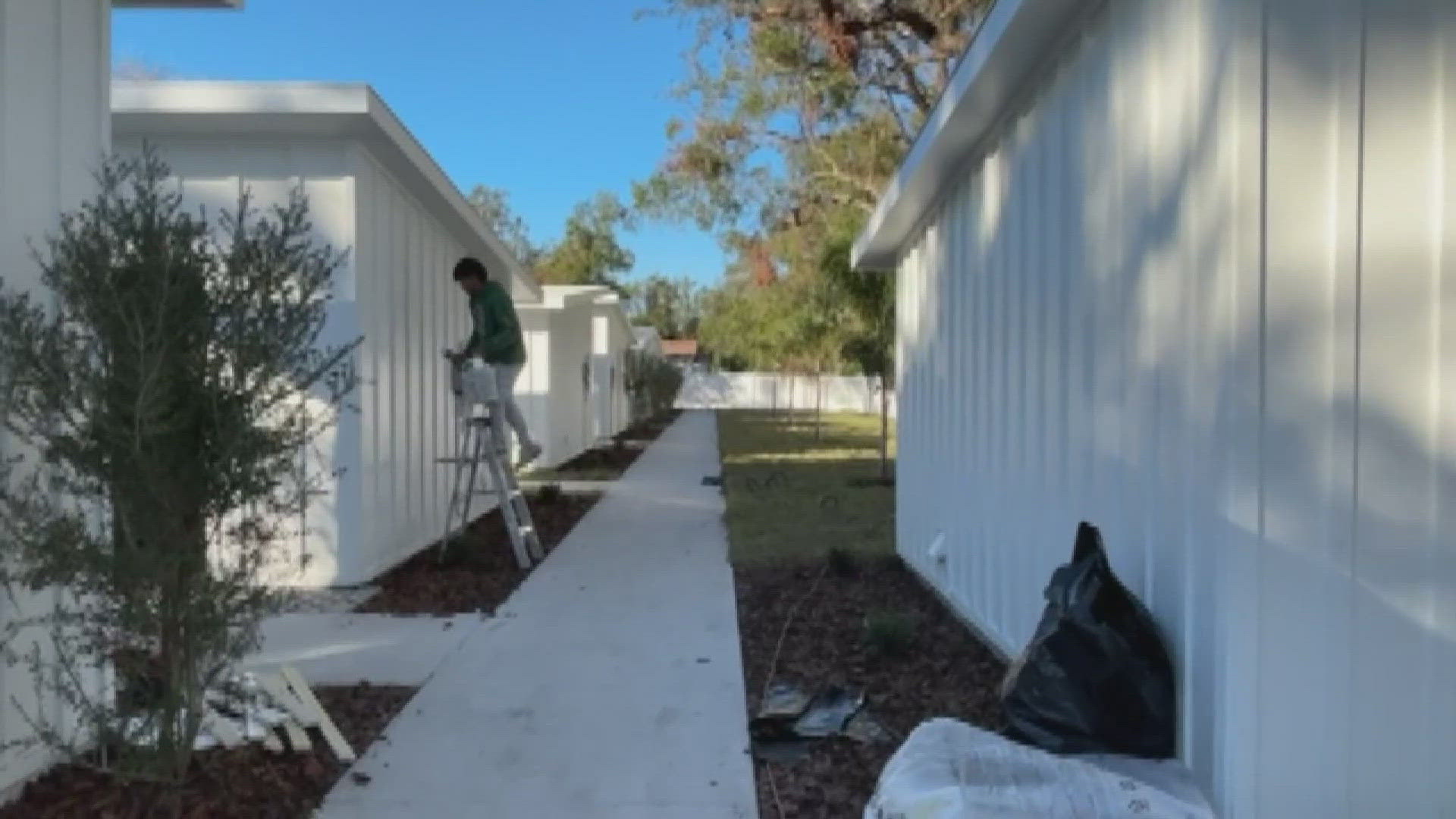 Veterans will be able to get a tiny house fully equipped with a living space, kitchen, bathroom and laundry.