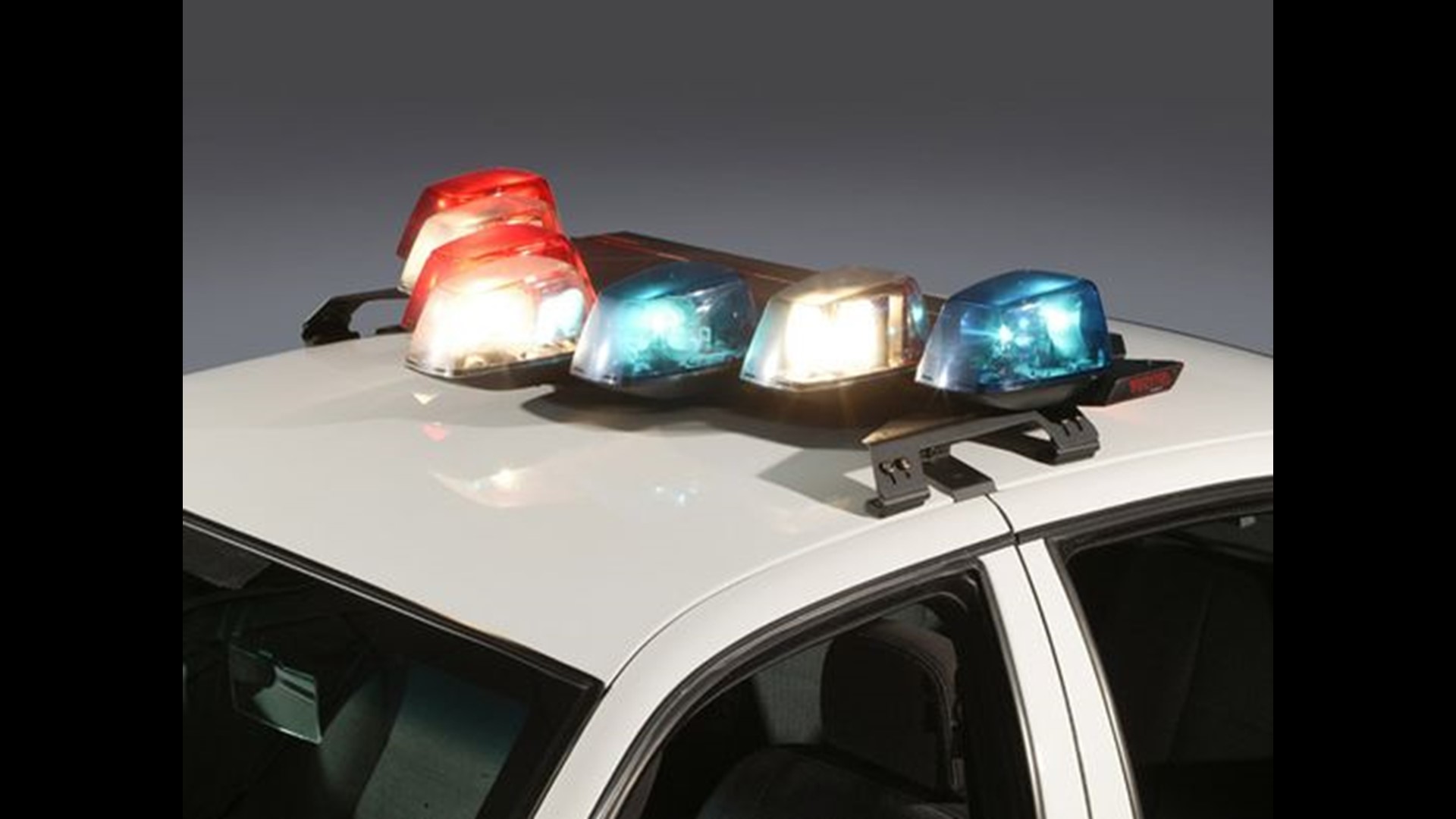 Man dead after shooting outside St. Pete bar | wtsp.com