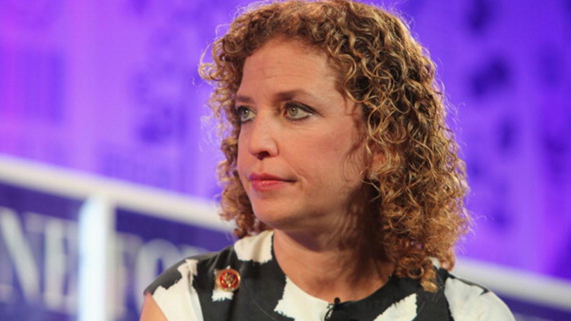 Rep. Debbie Wasserman Schultz wants Surgeon General Ladapo gone - Vimarsana News