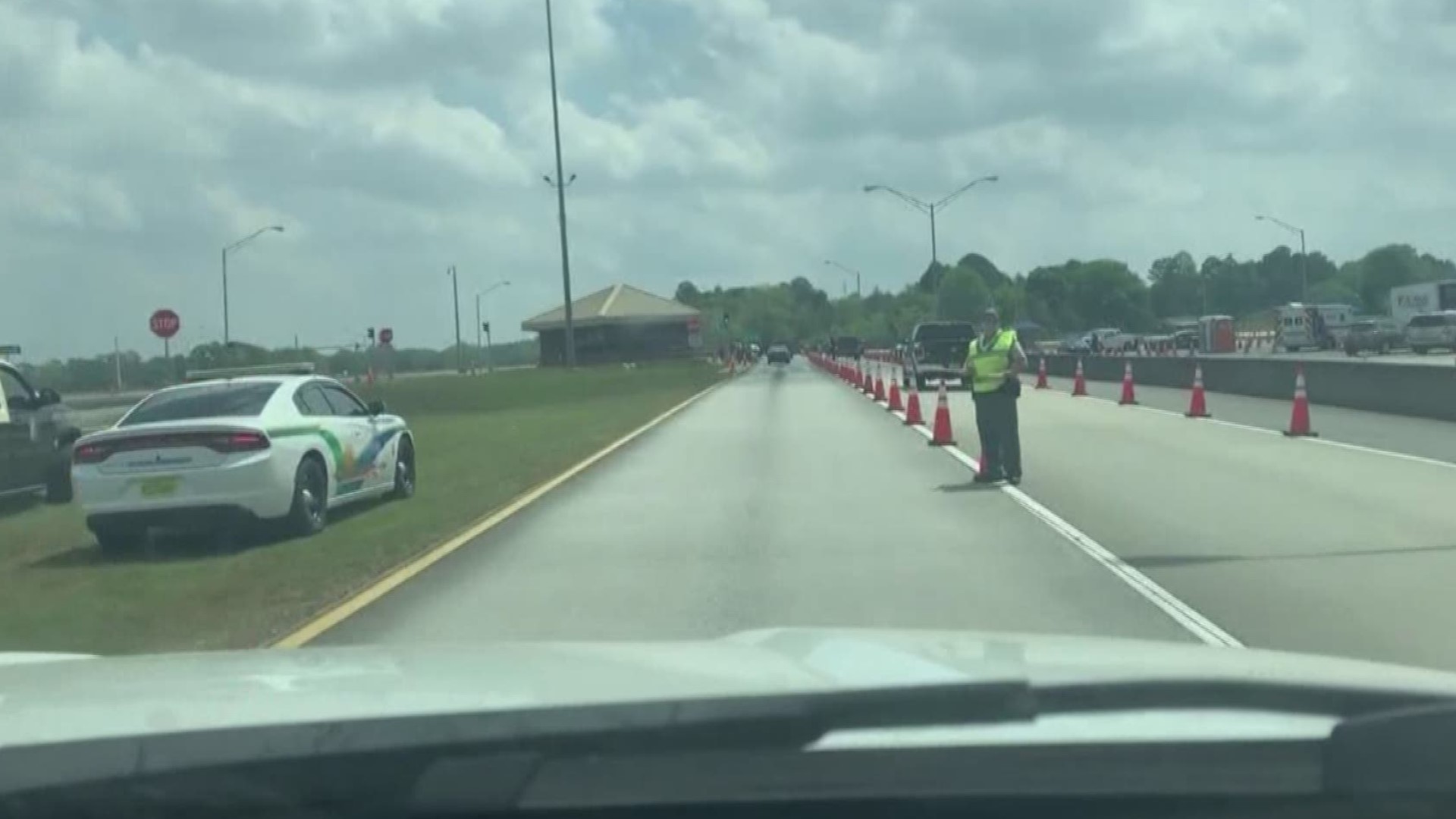Checkpoints Set Up Along Florida Border In Effort To Limit Spread