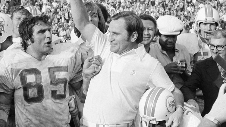 Don Shula, Dolphins Hall of Fame coach, dies at age 90 - Chicago Sun-Times