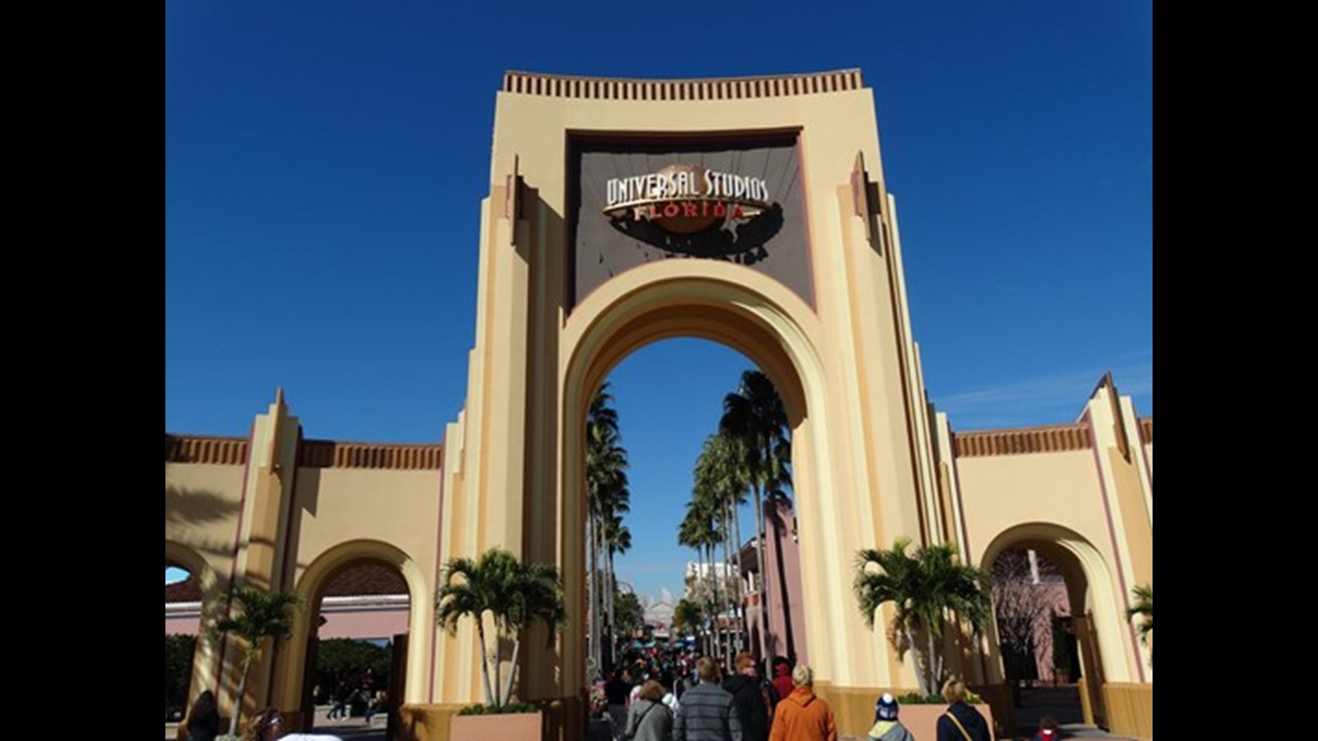 universal-orlando-follows-disney-s-lead-raises-ticket-prices-wtsp